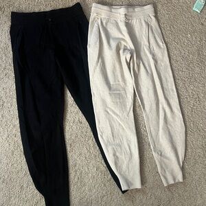 Black and cream Lululemon Cotton-Cashmere Knit Mid-Rise Jogger